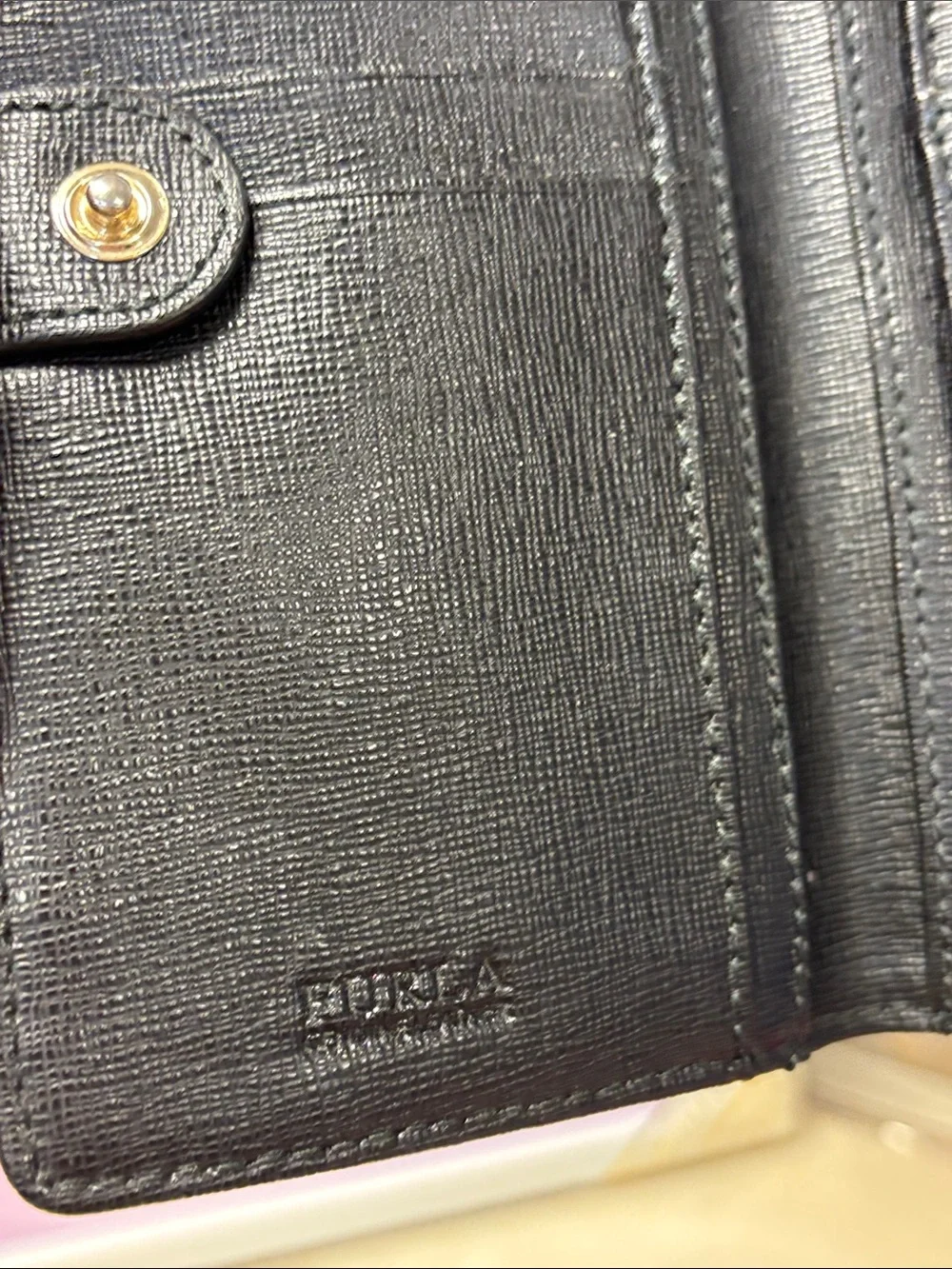 FURLA Black Leather Safiano Bifold Wallet